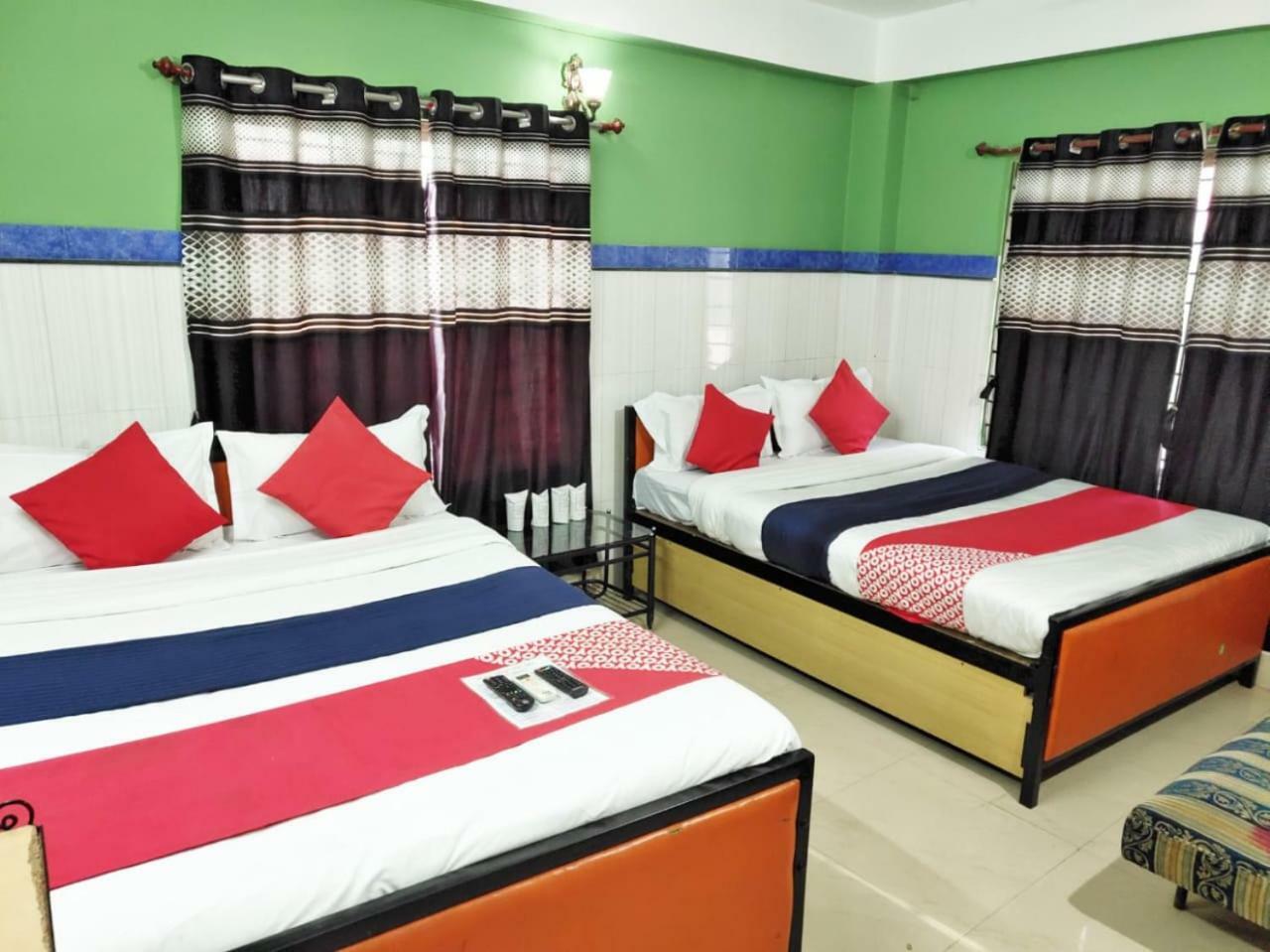 Tirupati Lodge Njp シリグリ エクステリア 写真
