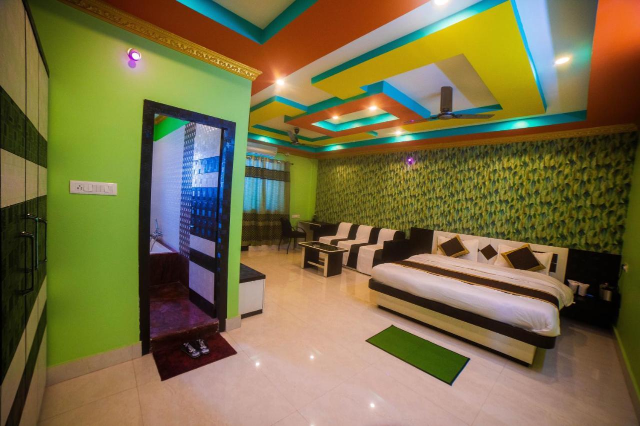 Tirupati Lodge Njp シリグリ エクステリア 写真